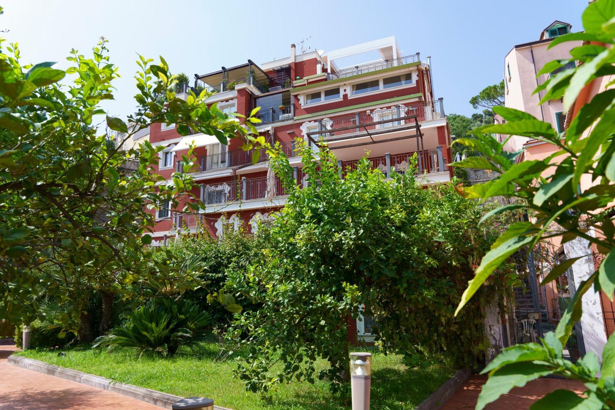 Suite Aphrodite - Exclusive Flat Салерно Экстерьер фото