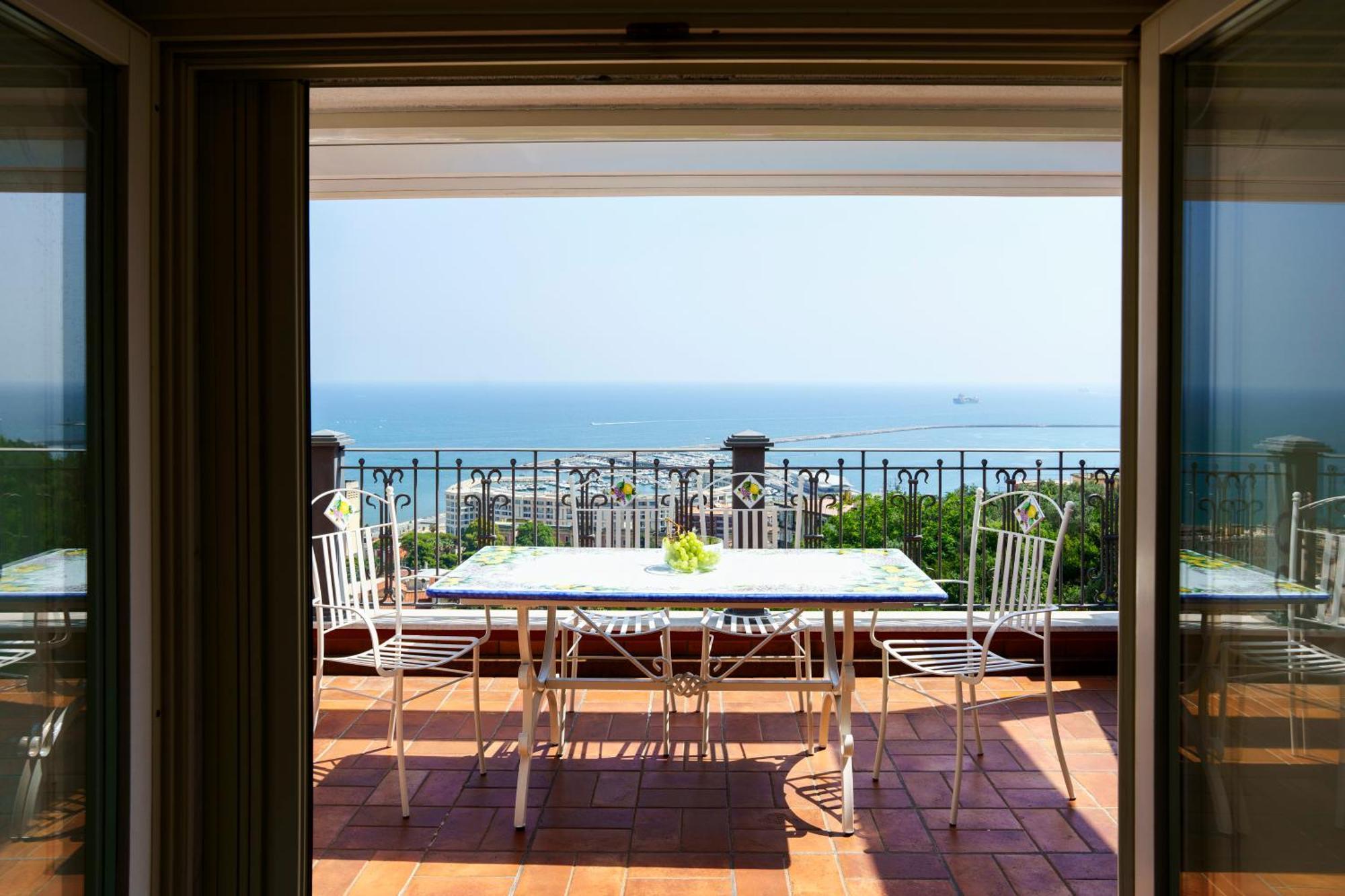 Suite Aphrodite - Exclusive Flat Салерно Экстерьер фото